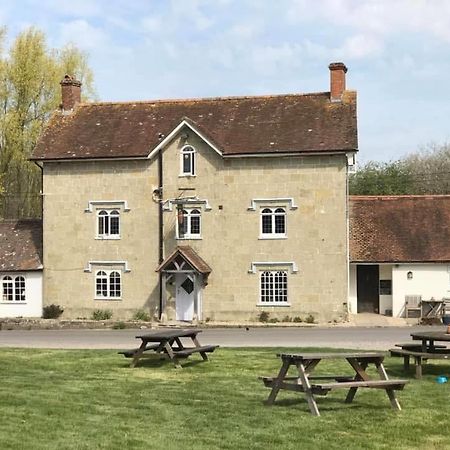 The Benett Arms Bed & Breakfast Shaftesbury Exterior foto