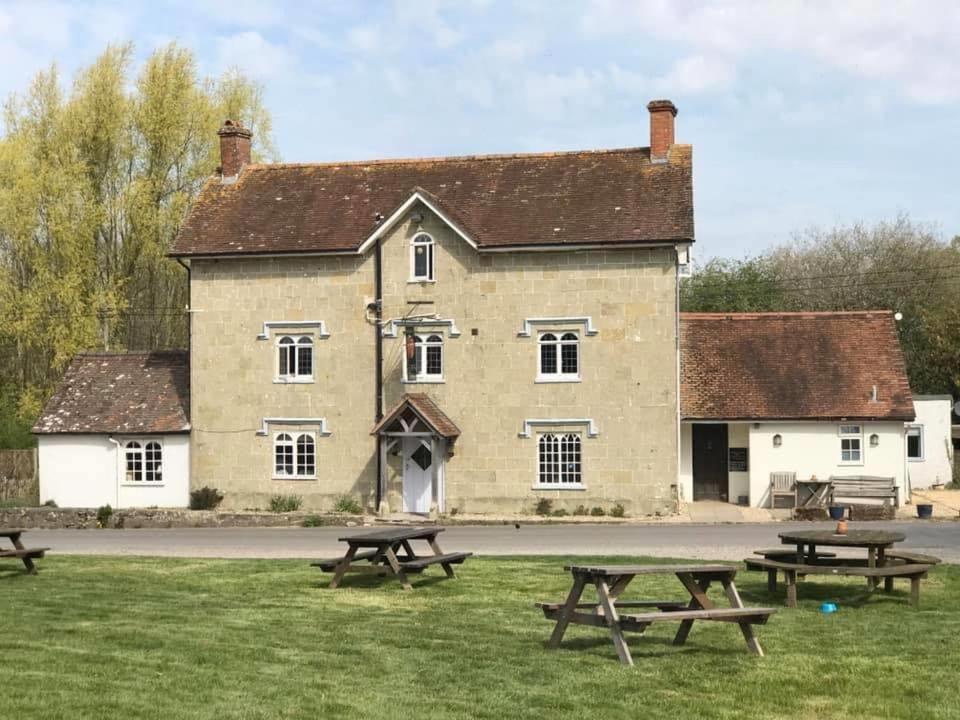 The Benett Arms Bed & Breakfast Shaftesbury Exterior foto
